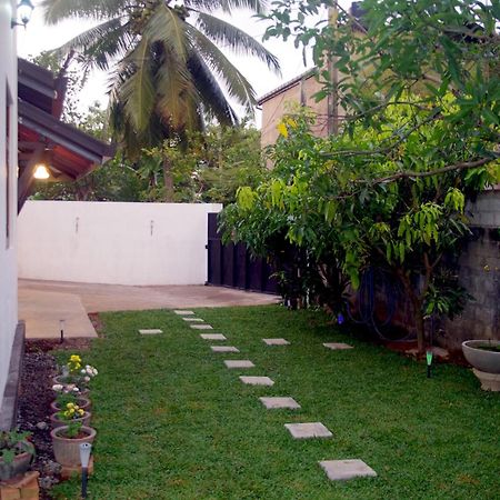 The Hermitage Negombo Kurana Katunayaka Exterior photo
